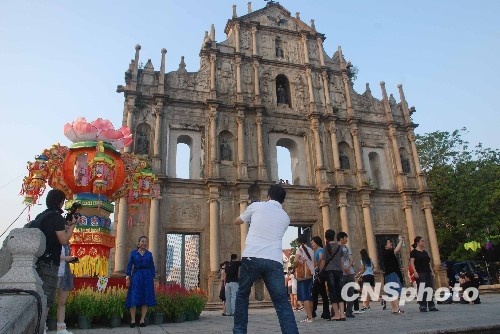 澳门大三巴地区与三肖、文化背景的探索